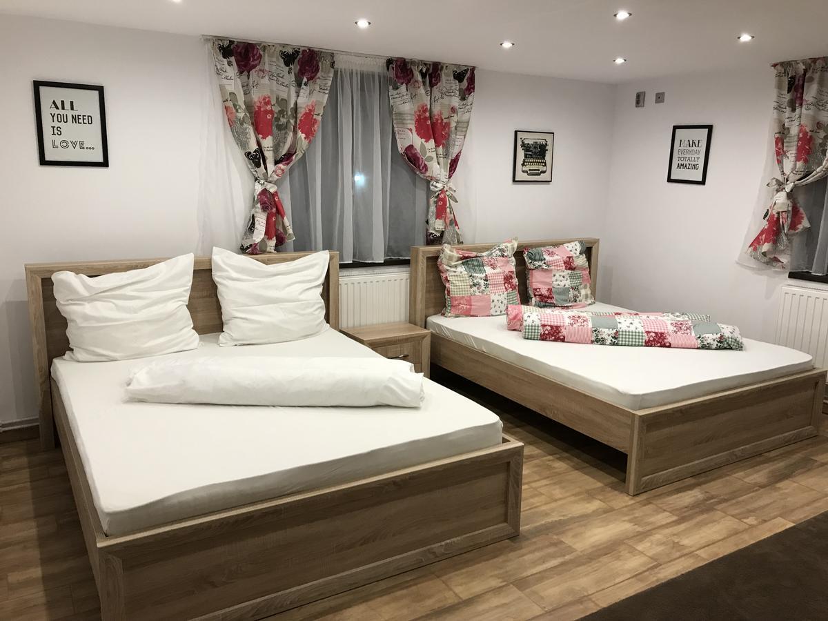 Vila Smiley Avrig Ngoại thất bức ảnh